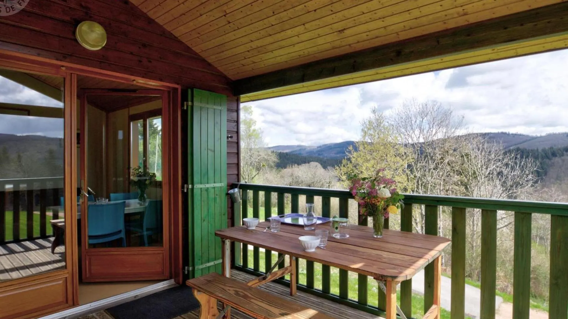 Chalet 2 Chambres Avec Terrasse Privee, Activites Et Equipements Complets En Pleine Nature - Fr-1-496-242 Saint-Rirand 0*,  فرنسا